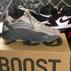 Yeezy 700 ( Terphas)